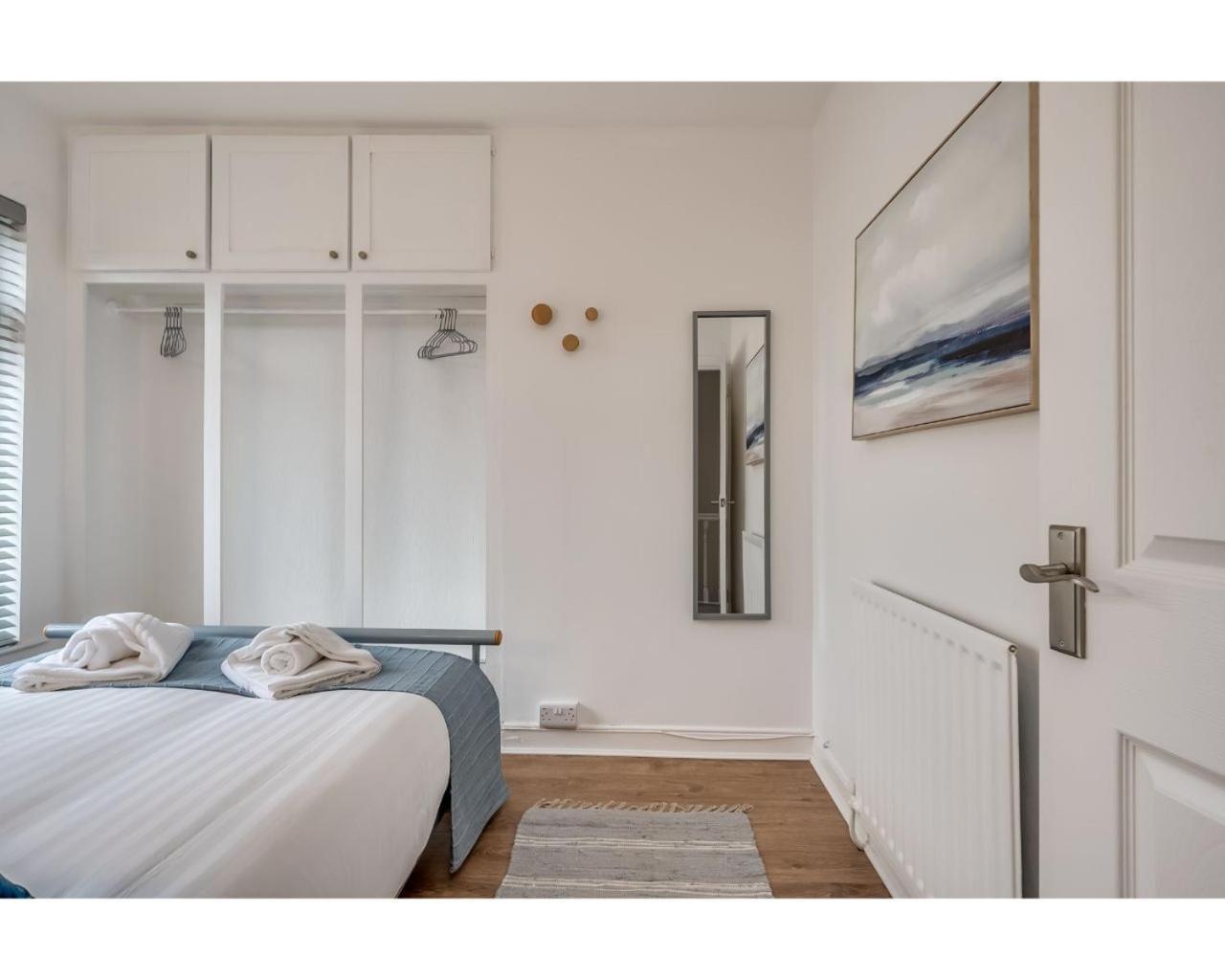 Central Belfast Apartments Belfast Work-Rest-Play R&R Стая снимка