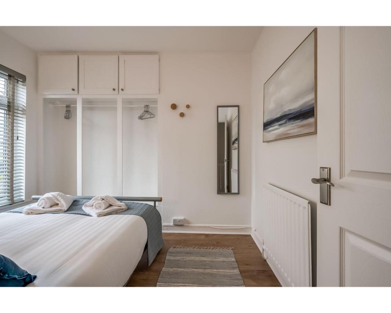 Central Belfast Apartments Belfast Work-Rest-Play R&R Стая снимка